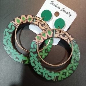 Green and Gold Fashion Jewelry Earrings